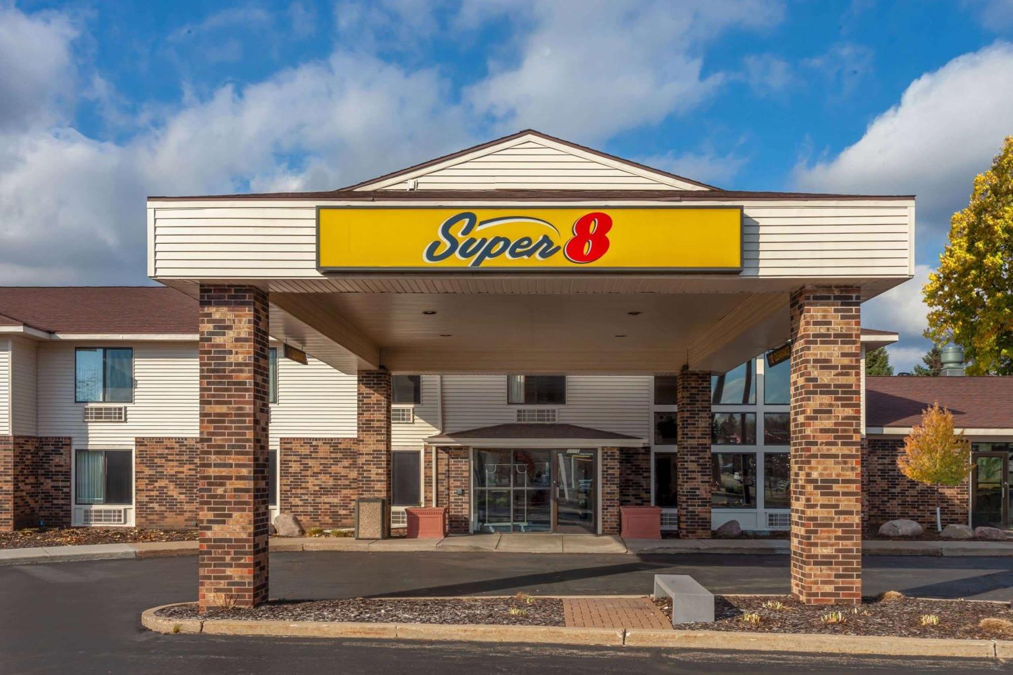 Super 8 By Wyndham Wausau Ngoại thất bức ảnh